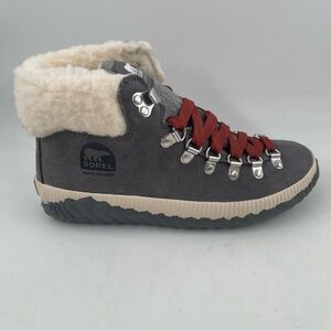 Sorel Women’s Out ‘N About Plus Conquest- Size 6 -Waterproof Grey Suede Boot NIB